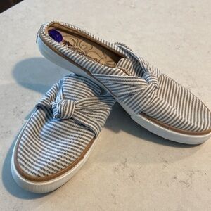 Margaritaville size 8.5